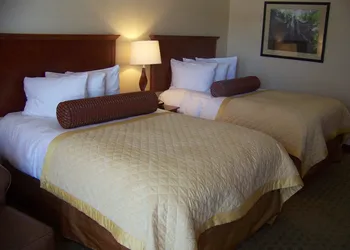 Norfolk Country Inn & Suites hotel thumbnail 4
