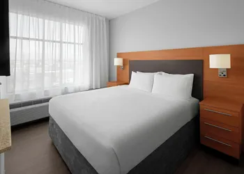 TownePlace Suites by Marriott Carlsbad hotel thumbnail 5