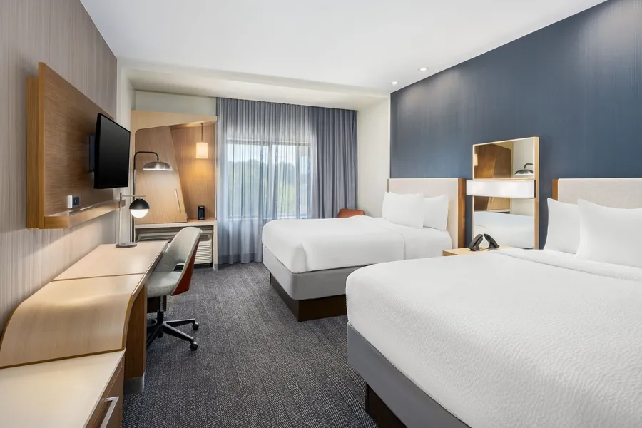Courtyard by Marriott Auburn hotel detail image 6