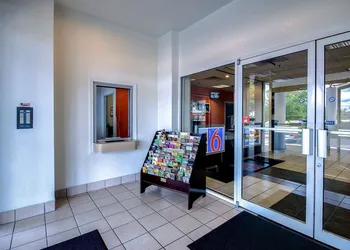 Motel 6 King Of Prussia, PA - Philadelphia hotel thumbnail 2