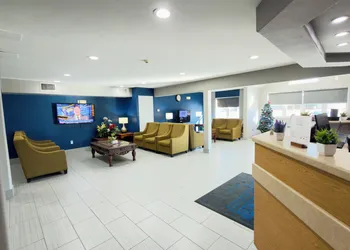 Americas Best Value Inn & Suites Ada hotel thumbnail 5