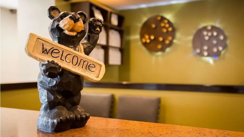 White Pines Inn & Suites hotel detail image 2