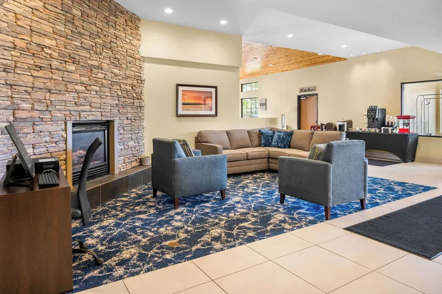 White Pines Inn & Suites hotel detail image 6