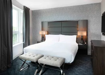 Holiday Inn Express Boston South - Quincy by IHG hotel thumbnail 6