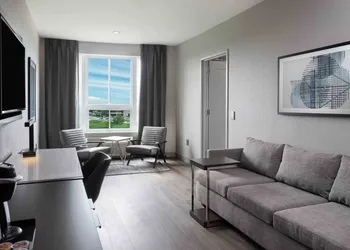 Holiday Inn Express Boston South - Quincy by IHG hotel thumbnail 8