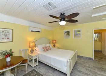 Siesta Key Palms Resort hotel thumbnail 6