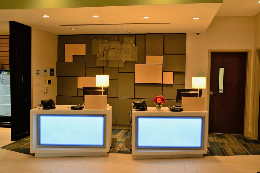 Holiday Inn Express & Suites Lexington Park-California by IHG hotel detail image 2