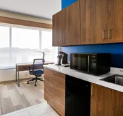 Holiday Inn Express & Suites Ontario by IHG hotel detail image 7