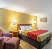 Econo Lodge Miles City I-94 hotel detail image 4