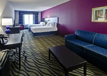Holiday Inn Express Hutchinson by IHG hotel thumbnail 4