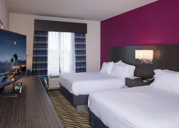 Holiday Inn Express Hutchinson by IHG hotel thumbnail 6