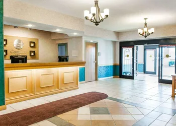 Comfort Inn Goshen hotel thumbnail 2