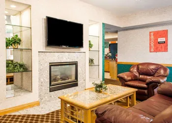 Comfort Inn Goshen hotel thumbnail 5