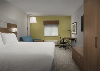 Holiday Inn Express Boston - Saugus by IHG hotel thumbnail 6