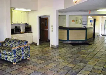 Motel 6 Lawrence, KS hotel thumbnail 3