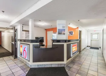 Motel 6 Lawrence, KS hotel thumbnail 4