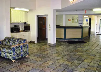 Motel 6 Lawrence, KS hotel thumbnail 5