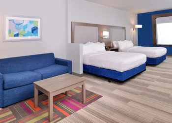 Holiday Inn Express & Suites Houston E - Pasadena by IHG hotel thumbnail 4