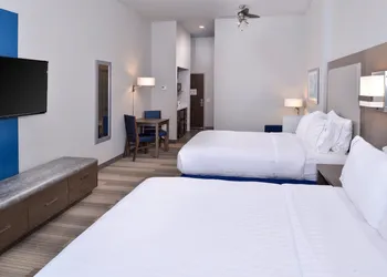 Holiday Inn Express & Suites Houston E - Pasadena by IHG hotel thumbnail 7