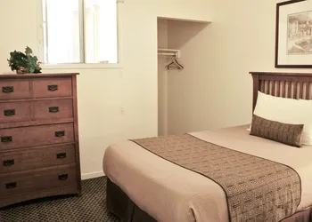 Capitola Venetian Vacation Rentals hotel thumbnail 4