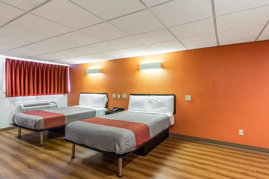Motel 6 Elizabeth, NJ - Newark Liberty Intl Airport hotel detail image 6