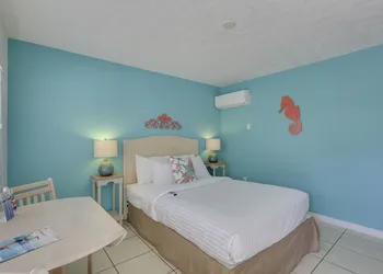 Blind Pass Resort Motel hotel thumbnail 5