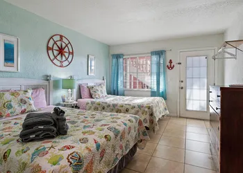 Blind Pass Resort Motel hotel thumbnail 8