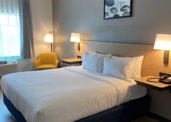 City Express by Marriott Spring hotel thumbnail 6