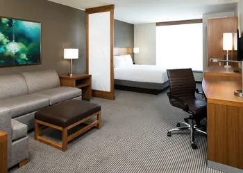 Hyatt Place Kansas City/Lenexa City Center hotel thumbnail 8