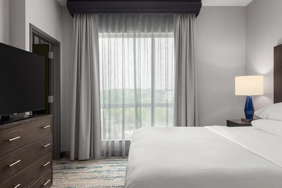 Embassy Suites by Hilton Charlotte Ayrsley hotel detail image 6