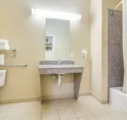 Americas Best Value Inn & Suites Tomball hotel detail image 5