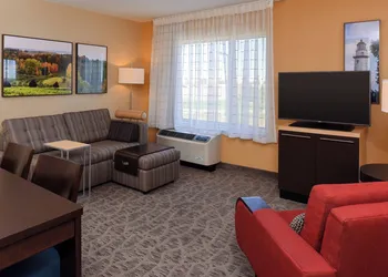 TownePlace Suites Detroit Auburn Hills hotel thumbnail 6