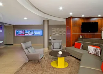 SpringHill Suites by Marriott Madera hotel thumbnail 2