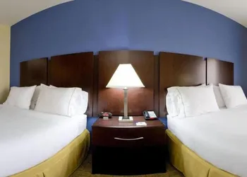 Holiday Inn Express Hotel & Suites Bartlesville by IHG hotel thumbnail 5