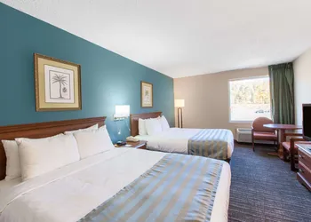 Baymont by Wyndham Bartonsville Poconos hotel thumbnail 5