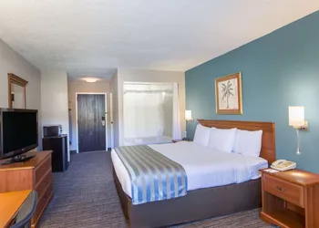 Baymont by Wyndham Bartonsville Poconos hotel thumbnail 7