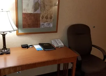 Days Inn by Wyndham Swift Current hotel thumbnail 3