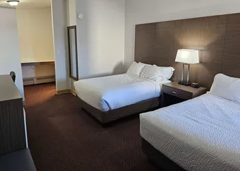 Days Inn by Wyndham Swift Current hotel thumbnail 7