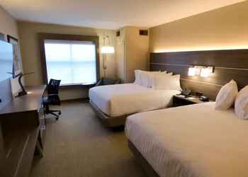 Holiday Inn Express & Suites Plymouth - Ann Arbor Area by IHG hotel thumbnail 4
