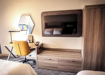 Holiday Inn Express Hotel & Suites Douglas by IHG hotel thumbnail 8