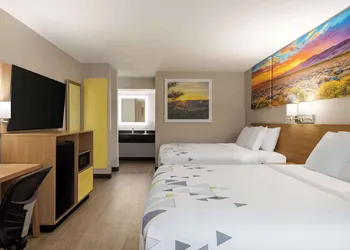 Days Inn by Wyndham Covington hotel thumbnail 7