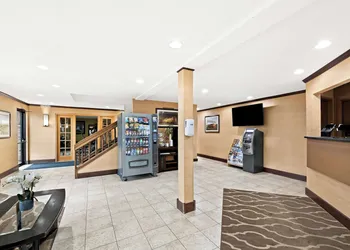 Quality Inn North Platte hotel thumbnail 2