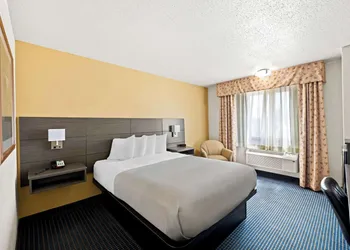 Quality Inn North Platte hotel thumbnail 7