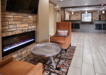 Best Western Plus Elmendorf Hotel / San Antonio Hotel hotel thumbnail 2