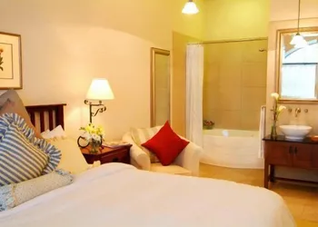 Benmiller Inn & Spa hotel thumbnail 4