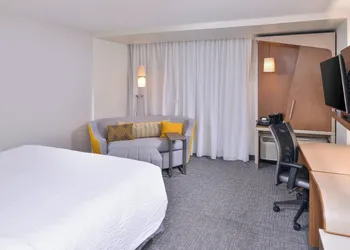 Courtyard by Marriott Columbus Grove City hotel thumbnail 3
