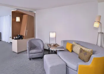 Courtyard by Marriott Columbus Grove City hotel thumbnail 7