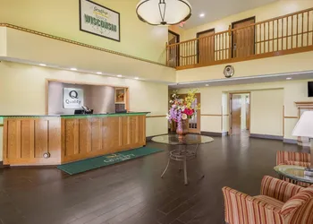 Quality Inn Edgerton - Lake Koshkonong hotel thumbnail 5