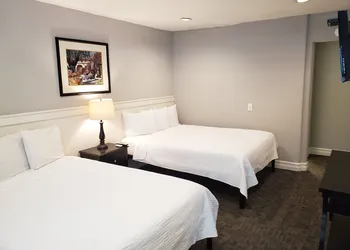 Coronado Island Inn hotel thumbnail 8