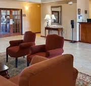 Franklin Inn & Suites hotel detail image 3